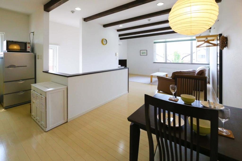 Tsuru Apartments NakaNakafurano Eksteriør bilde
