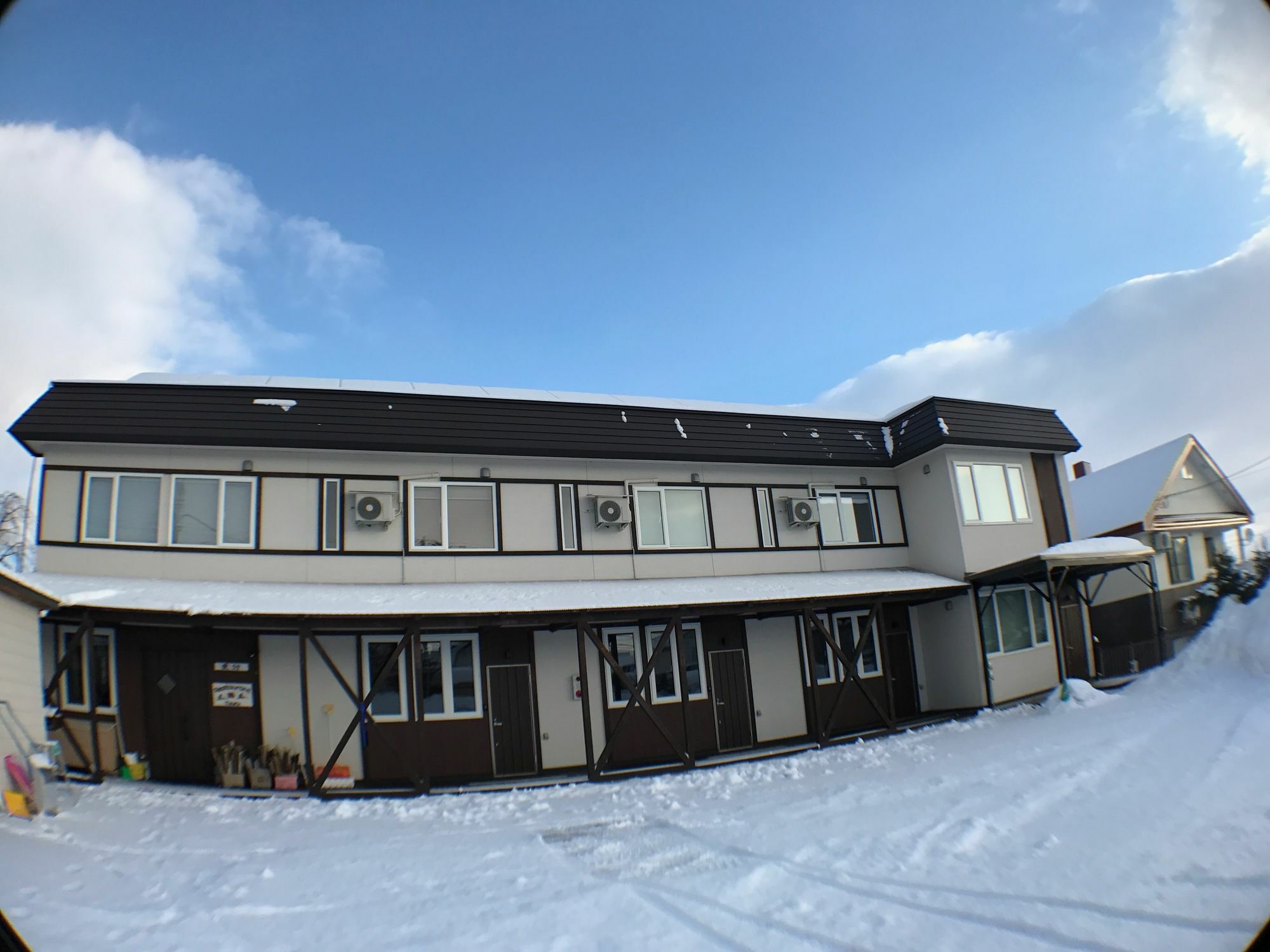 Tsuru Apartments NakaNakafurano Eksteriør bilde